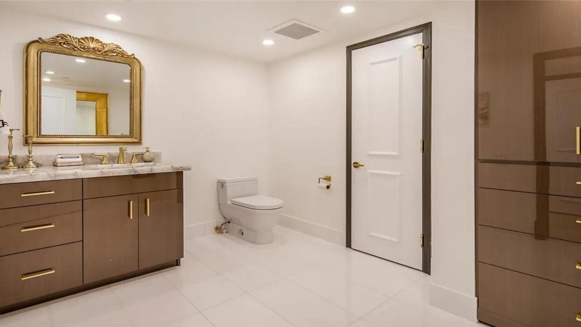 Stunning Four Bedroom Fully Professionally Remodeled Apartment لاس فيغاس المظهر الخارجي الصورة