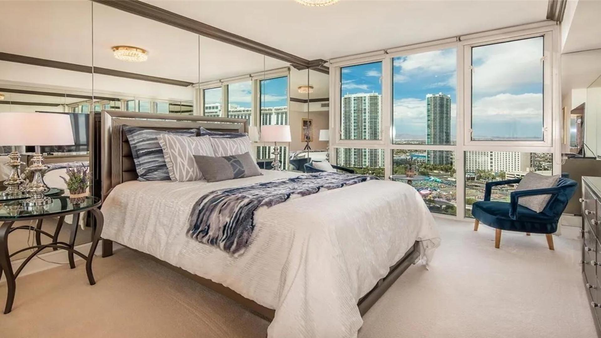 Stunning Four Bedroom Fully Professionally Remodeled Apartment لاس فيغاس المظهر الخارجي الصورة