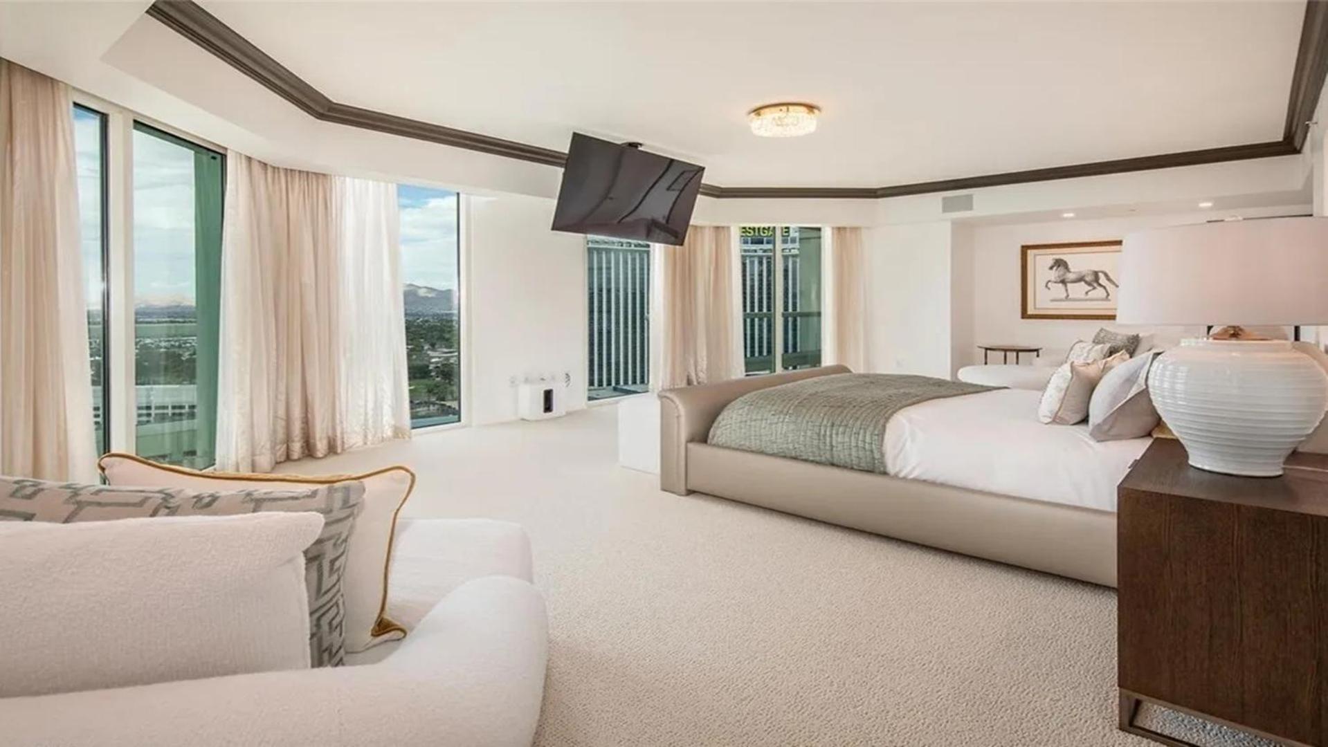 Stunning Four Bedroom Fully Professionally Remodeled Apartment لاس فيغاس المظهر الخارجي الصورة