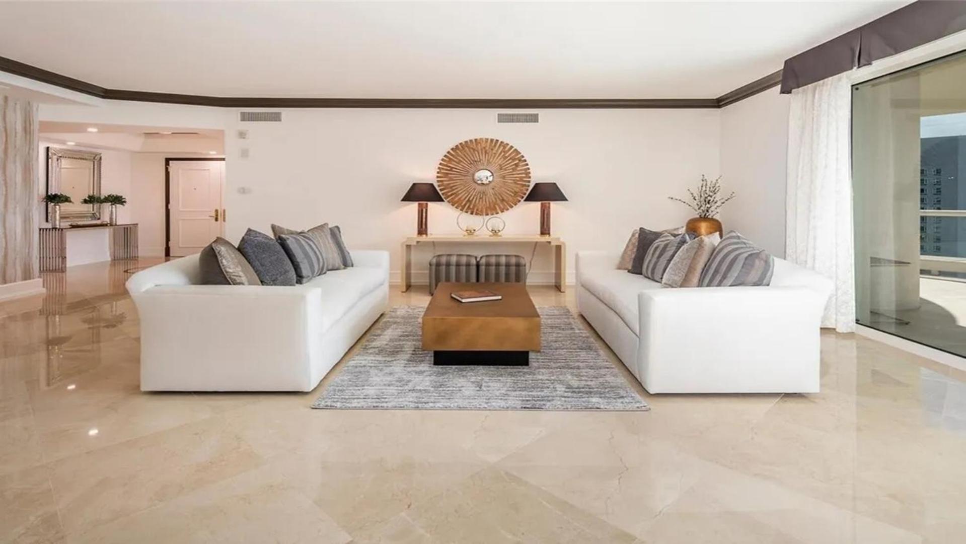 Stunning Four Bedroom Fully Professionally Remodeled Apartment لاس فيغاس المظهر الخارجي الصورة